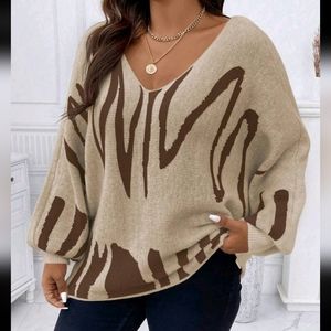 Luxe Plus Size Abstract Sweater Top